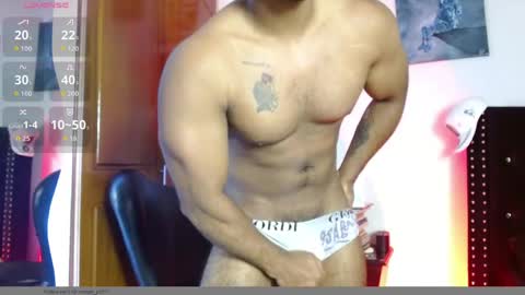 Snapshot of romanpearce_ chatting on 05/07/26, 07:52 Roman online show from 05/07/26, 07:52