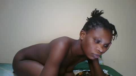 Emma online show from 09/27/25, 07:13