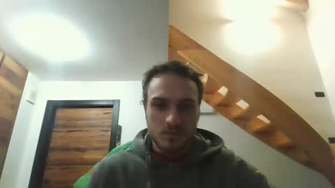 Snapshot of romanz123 chatting on 12/14/24, 10:07 romanz123 online show from 12/14/24, 10:07