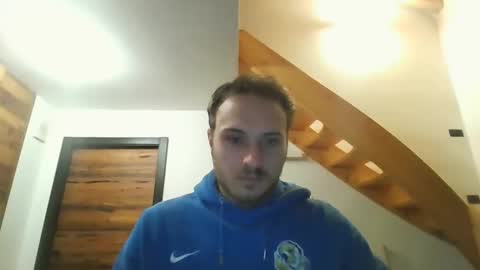 Snapshot of romanz123 chatting on 10/12/25, 08:19 romanz123 online show from 10/12/25, 08:19