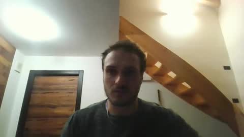 Snapshot of romanz123 chatting on 11/16/25, 10:48 romanz123 online show from 11/16/25, 10:48