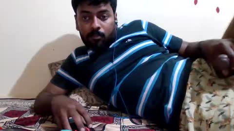 Snapshot of romeo7inch chatting on 12/24/24, 07:39 Punith online show from 12/24/24, 07:39