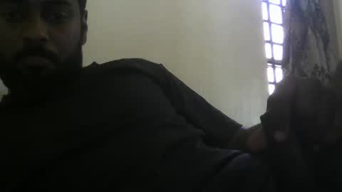 Snapshot of romeo7inch chatting on 12/01/25, 07:46 Punith online show from 12/01/25, 07:46