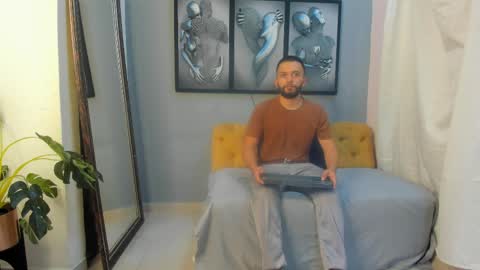Romeo Bossi online show from 04/06/26, 11:11