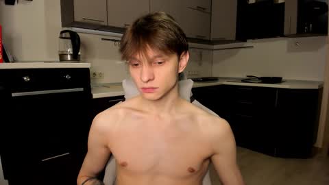 Romeo online show from 11/08/25, 06:02