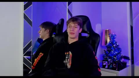 Snapshot of romeo_ricci1 chatting on 12/29/24, 12:30 Romeo Ricci online show from 12/29/24, 12:30