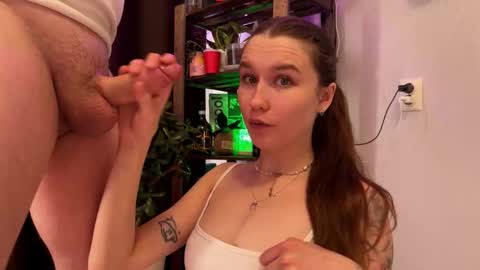 Romeo and Kate online show from 10/24/25, 11:06