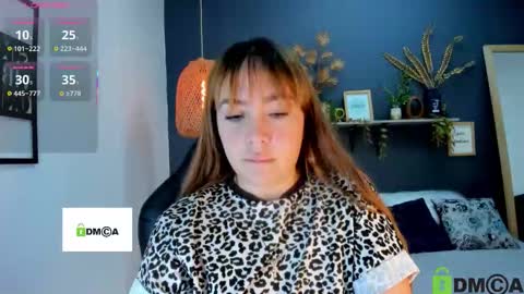 Snapshot of romi01_ chatting on 11/05/25, 05:24 romi online show from 11/05/25, 05:24