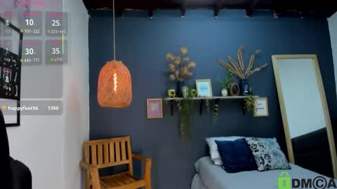 Snapshot of romi01_ chatting on 11/11/25, 07:58 romi online show from 11/11/25, 07:58