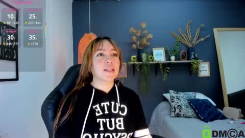 Snapshot of romi01_ chatting on 11/17/25, 02:45 romi online show from 11/17/25, 02:45