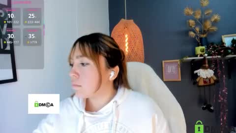 Snapshot of romi01_ chatting on 12/05/25, 07:10 romi online show from 12/05/25, 07:10