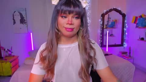 Romi Rouse online show from 10/24/25, 04:09