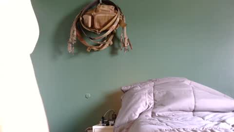 Snapshot of ron2152025 chatting on 09/23/25, 07:17 Ron online show from 09/23/25, 07:17