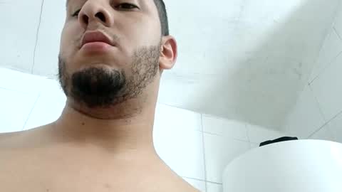 Snapshot of ronal498036 chatting on 10/20/25, 08:42 ronal498036 online show from 10/20/25, 08:42