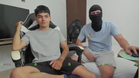 Snapshot of ronaldmq20 chatting on 10/05/25, 05:55 Ronaldo online show from 10/05/25, 05:55