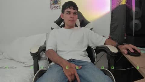 Snapshot of ronaldmq20 chatting on 01/14/26, 03:56 Ronaldo online show from 01/14/26, 03:56