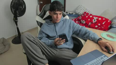 Snapshot of ronaldmq20 chatting on 06/06/26, 12:27 Ronaldo online show from 06/06/26, 12:27