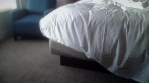 Snapshot of ronin098 chatting on 10/10/25, 02:49 ronin098 online show from 10/10/25, 02:49