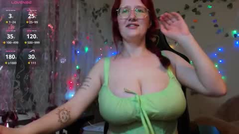 Snapshot of roniya_v chatting on 03/30/26, 04:19 Spicy lady Kristy online show from 03/30/26, 04:19
