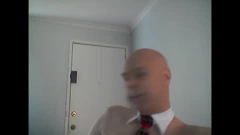 Snapshot of rooboy55 chatting on 12/09/24, 03:40 rooboy55 online show from 12/09/24, 03:40