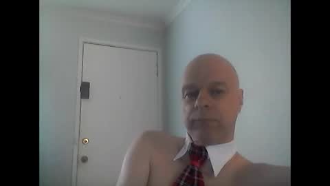 Snapshot of rooboy55 chatting on 12/31/24, 02:19 rooboy55 online show from 12/31/24, 02:19