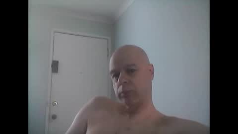 Snapshot of rooboy55 chatting on 10/05/25, 03:05 rooboy55 online show from 10/05/25, 03:05