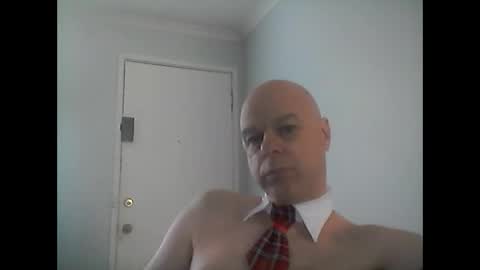 Snapshot of rooboy55 chatting on 11/01/25, 02:13 rooboy55 online show from 11/01/25, 02:13