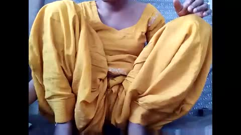 roop_sexy642 online show from 03/25/26, 04:40