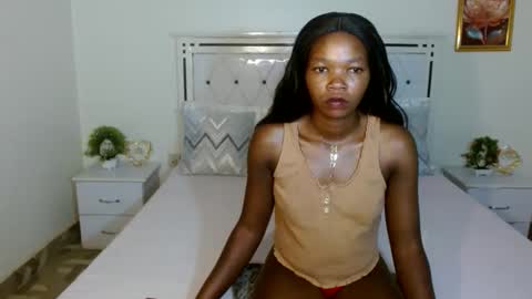 Snapshot of rorennah chatting on 05/28/26, 06:38 Rorenah online show from 05/28/26, 06:38