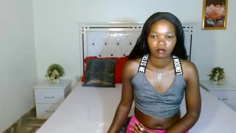 Snapshot of rorennah chatting on 06/01/26, 05:47 Rorenah online show from 06/01/26, 05:47