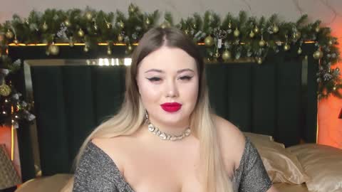 Snapshot of rosa1ia chatting on 12/25/24, 03:08 Chloe online show from 12/25/24, 03:08