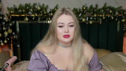 Snapshot of rosa1ia chatting on 01/15/25, 10:46 Chloe online show from 01/15/25, 10:46