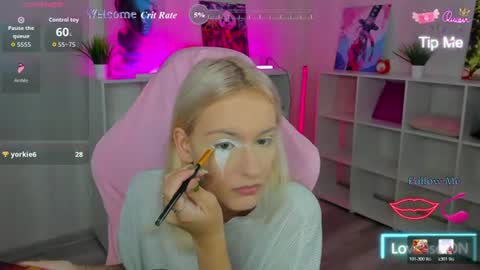 Snapshot of rosa_vaughn chatting on 07/29/26, 01:15 Viola online show from 07/29/26, 01:15