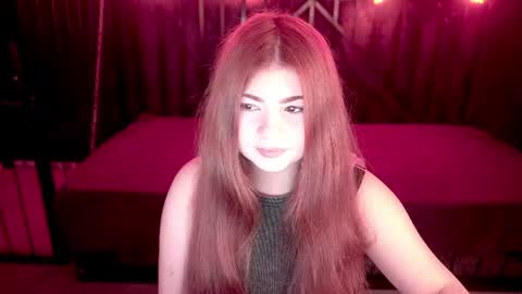 Snapshot of rosaamour chatting on 06/15/26, 06:54 rosaamour online show from 06/15/26, 06:54