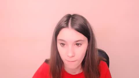 Snapshot of rosalais_ chatting on 11/21/25, 08:24 Rose online show from 11/21/25, 08:24