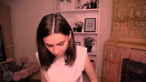 Rose online show from 06/10/26, 08:46