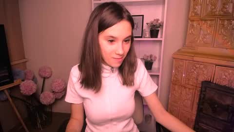 Snapshot of rosalais_ chatting on 07/07/26, 06:47 Rose online show from 07/07/26, 06:47