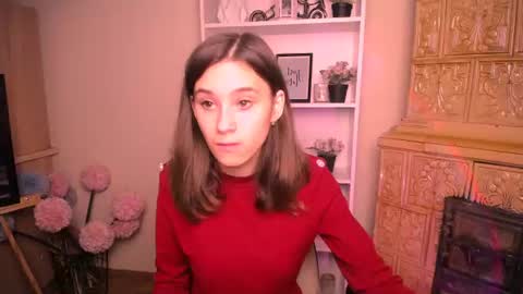 Snapshot of rosalais_ chatting on 07/09/26, 06:28 Rose online show from 07/09/26, 06:28