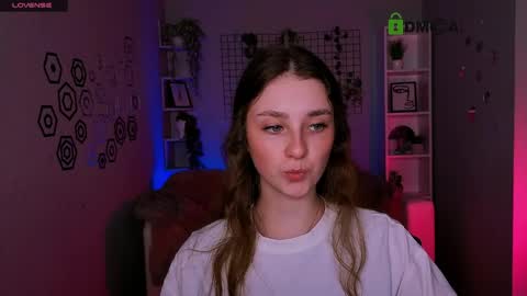 Snapshot of rosalie_swan3 chatting on 04/30/26, 07:20 Black Swan online show from 04/30/26, 07:20