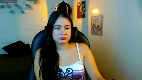 Snapshot of rosaliea chatting on 06/07/26, 05:22 R O S A L I A online show from 06/07/26, 05:22