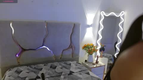 Snapshot of rosalind_tay chatting on 11/10/25, 03:05 ROSALIN online show from 11/10/25, 03:05