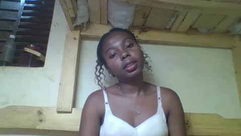 Snapshot of rosalinda933 chatting on 03/10/26, 11:48 Rosalinda online show from 03/10/26, 11:48