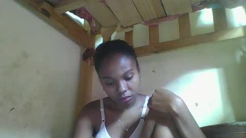 Snapshot of rosalinda933 chatting on 03/11/26, 07:42 Rosalinda online show from 03/11/26, 07:42