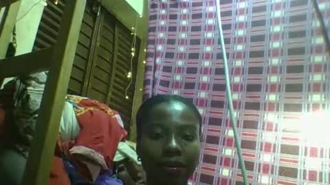 Snapshot of rosalinda933 chatting on 03/14/26, 11:10 Rosalinda online show from 03/14/26, 11:10