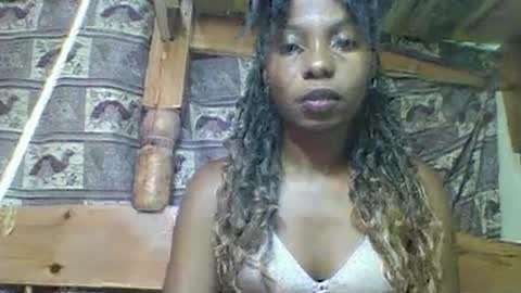 Snapshot of rosalinda933 chatting on 03/22/26, 11:24 Rosalinda online show from 03/22/26, 11:24