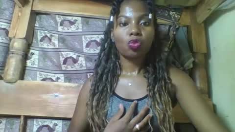 Snapshot of rosalinda933 chatting on 04/06/26, 12:28 Rosalinda online show from 04/06/26, 12:28