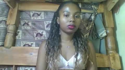 Snapshot of rosalinda933 chatting on 04/09/26, 11:04 Rosalinda online show from 04/09/26, 11:04