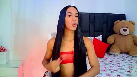 Snapshot of rosalindasexy chatting on 03/03/26, 01:34 Rosalinda online show from 03/03/26, 01:34