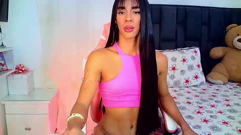 Snapshot of rosalindasexy chatting on 03/16/26, 04:40 Rosalinda online show from 03/16/26, 04:40