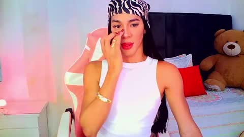 Snapshot of rosalindasexy chatting on 04/08/26, 02:55 Rosalinda online show from 04/08/26, 02:55